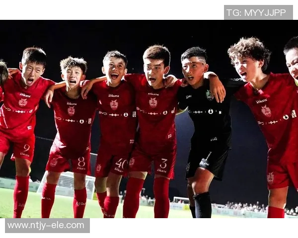 子琪足球：探索年轻球员的成长之路与未来发展潜力